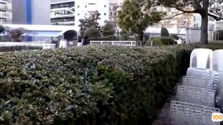 长发美女被网友用尽全力高潮内射~虚脱后还淫欲未尽~还把鸡巴舔硬做上去摇