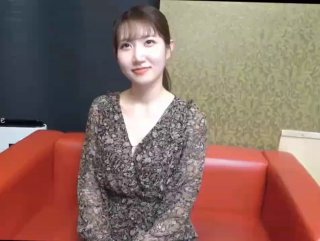 霸道太子之调教空少GV上海母狗初入圈纯操第一段